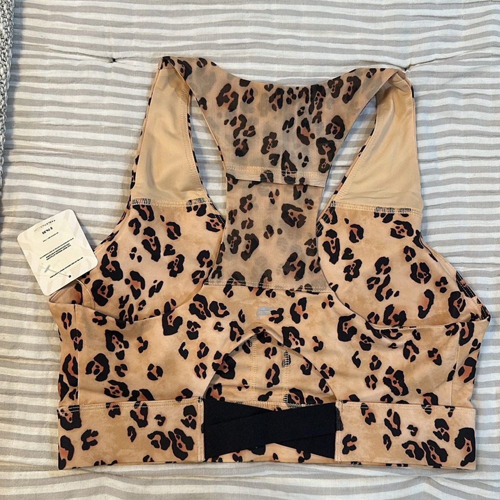 Fabletics On-The-Go Midi Medium Impact Sports Bra - Desert Leopard - Size M - Picture 5 of 7
